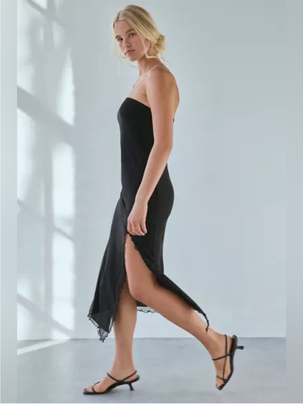 Urban Outfitters Black Strapless Midi Dress with Scalloped Slit Medium - Picture 2 of 4